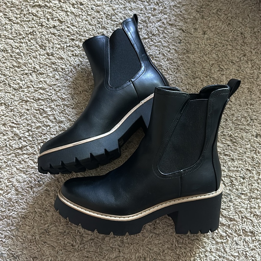 Dolce Vita Tattler Boots - Picture 2 of 4